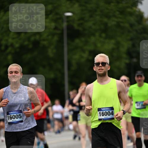 29.06.2025 - hella hamburg halbmarathon Dr. Thomas Lammeyer http://msf.ph/oto/8427551 29.06.2025 10:50:52 Kennedybrücke 1033, 1104, 1429, 1695, 1867, 1868, 1924, 2398, 2423, 2773, 2813, 2917, 3160, 3164, 3410, 3896, 4202, 4296, 4306, 4317, 4448, 4572, 5635, 5769, 5770, 6124, 6161, 6392, 8010, 8047, 8477, 8486, 8706, 9120, 9121, 9243, 9337, 9426, 9445, 9774, 10030, 10230, 10327, 10329, 10367, 11253, 11361 meine-sportfotos.de