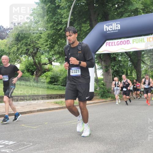 29.06.2025 - hella hamburg halbmarathon KatJ http://msf.ph/oto/8427660 29.06.2025 10:40:13 Zwischen KM18-KM19 1258, 2208, 3715, 3952, 4029, 4065, 5378, 5638, 6481, 7896, 8273, 8651 meine-sportfotos.de