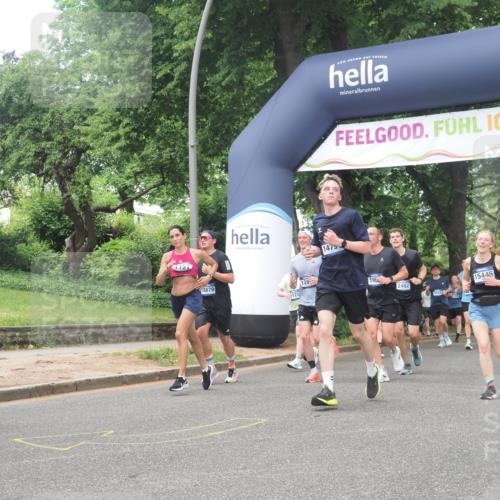 29.06.2025 - hella hamburg halbmarathon KatJ http://msf.ph/oto/8427755 29.06.2025 10:40:18 Zwischen KM18-KM19 1151, 1258, 3952, 4029, 5907, 6481, 8361 meine-sportfotos.de