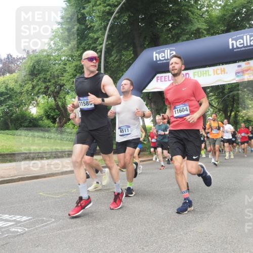 29.06.2025 - hella hamburg halbmarathon KatJ http://msf.ph/oto/8427941 29.06.2025 10:40:24 Zwischen KM18-KM19 1061, 1549, 2082, 4770, 5907, 6511, 6512, 6628, 7177, 7274, 8361 meine-sportfotos.de