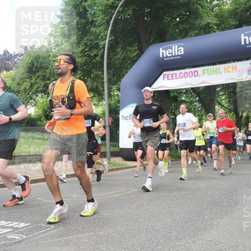 29.06.2025 - hella hamburg halbmarathon KatJ http://msf.ph/oto/8427998 29.06.2025 10:40:26 Zwischen KM18-KM19 1061, 1499, 1549, 2082, 4770, 6511, 6512, 6628, 6897, 7177, 7274 meine-sportfotos.de