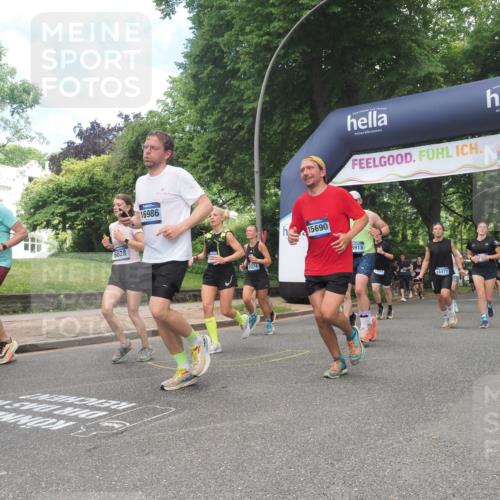 29.06.2025 - hella hamburg halbmarathon KatJ http://msf.ph/oto/8428068 29.06.2025 10:40:28 Zwischen KM18-KM19 1061, 1499, 1549, 2074, 4770, 6511, 6512, 6628, 6897, 7177, 7274 meine-sportfotos.de