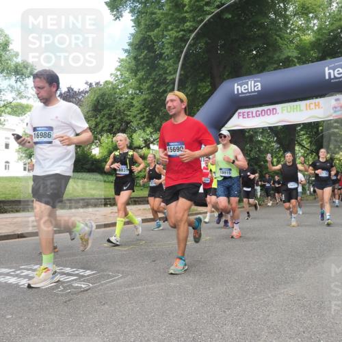 29.06.2025 - hella hamburg halbmarathon KatJ http://msf.ph/oto/8428086 29.06.2025 10:40:28 Zwischen KM18-KM19 1061, 1499, 1549, 2074, 4770, 6511, 6512, 6628, 6897, 7177, 7274 meine-sportfotos.de