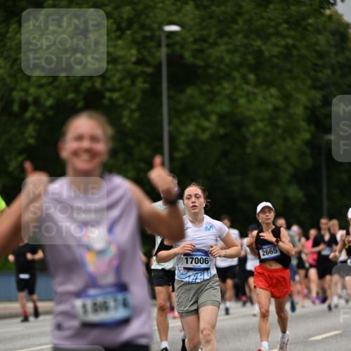 29.06.2025 - hella hamburg halbmarathon Dr. Thomas Lammeyer http://msf.ph/oto/8428348 29.06.2025 10:51:10 Kennedybrücke 1004, 1100, 1104, 1371, 1375, 1429, 1608, 1837, 1961, 1999, 2327, 2423, 2662, 2665, 2697, 2813, 3410, 3896, 4104, 4306, 4448, 4483, 5635, 5697, 5769, 5770, 5854, 5892, 6392, 6485, 6623, 6740, 7073, 7268, 7364, 7368, 7374, 7430, 7431, 8010, 8047, 8486, 8706, 8967, 9120, 9121, 9337, 9426, 9774, 9949, 10514, 10515, 11160, 11361, 11408 meine-sportfotos.de
