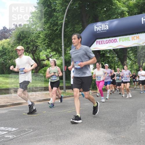 29.06.2025 - hella hamburg halbmarathon KatJ http://msf.ph/oto/8428428 29.06.2025 10:40:42 Zwischen KM18-KM19 1267, 3334, 5077, 6723, 7509, 7918, 8335 meine-sportfotos.de