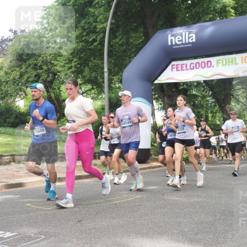 29.06.2025 - hella hamburg halbmarathon KatJ http://msf.ph/oto/8428449 29.06.2025 10:40:43 Zwischen KM18-KM19 1267, 3334, 5077, 6723, 7509, 7918, 8335 meine-sportfotos.de