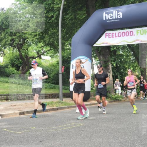 29.06.2025 - hella hamburg halbmarathon KatJ http://msf.ph/oto/8428634 29.06.2025 10:40:48 Zwischen KM18-KM19 1267, 2058, 2771, 5077, 7509, 8335 meine-sportfotos.de