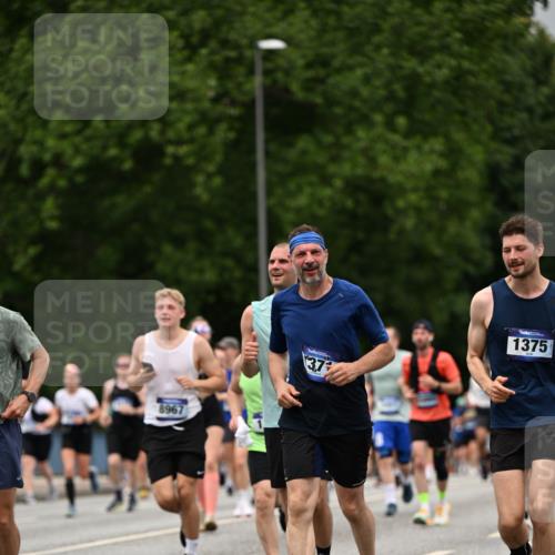 29.06.2025 - hella hamburg halbmarathon Dr. Thomas Lammeyer http://msf.ph/oto/8428644 29.06.2025 10:51:19 Kennedybrücke 1004, 1100, 1104, 1371, 1375, 1608, 1837, 1961, 1999, 2162, 2327, 2537, 2556, 2662, 2665, 2697, 3277, 3339, 3406, 3407, 3823, 3896, 4104, 4325, 4448, 4483, 5635, 5697, 5854, 5892, 6485, 6623, 6740, 6995, 7073, 7268, 7364, 7368, 7374, 7430, 7431, 7827, 7960, 8010, 8047, 8131, 8541, 8706, 8967, 9426, 9557, 9774, 9949, 10514, 10515, 10591, 11160, 11408 meine-sportfotos.de
