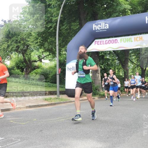 29.06.2025 - hella hamburg halbmarathon KatJ http://msf.ph/oto/8428712 29.06.2025 10:40:51 Zwischen KM18-KM19 2058, 2099, 2771, 6762, 7478 meine-sportfotos.de