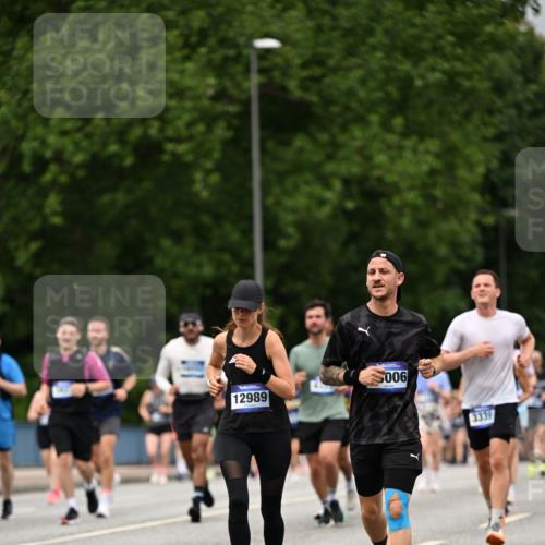29.06.2025 - hella hamburg halbmarathon Dr. Thomas Lammeyer http://msf.ph/oto/8428967 29.06.2025 10:51:27 Kennedybrücke 1004, 1371, 1375, 1555, 1608, 1837, 1961, 1999, 2162, 2327, 2537, 2556, 2662, 2665, 2981, 3277, 3339, 3406, 3407, 3823, 4325, 4483, 5697, 5895, 6485, 6740, 6995, 7073, 7268, 7364, 7368, 7374, 7430, 7431, 7827, 7960, 8131, 8541, 8967, 9092, 9557, 10511, 10514, 10515, 10591, 11160, 11378 meine-sportfotos.de