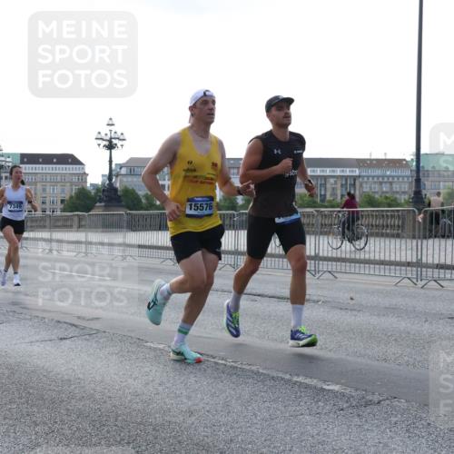 29.06.2025 - hella hamburg halbmarathon Lena Gebhardt http://msf.ph/oto/8429247 29.06.2025 09:44:30 Lombardsbrücke 2025, 1065, 15860, 7349, 2, 15576, 1065, 1122, 1953, 2021, 2879, 3075, 3845, 3968, 4678, 5308, 5344, 7231, 7349, 7793, 8975, 9047, 9079, 10106, 10173, 10222, 10655, 10790, 11877, 12337, 12369, 13383, 13606, 13779, 14828, 15268, 15576, 15583, 15655, 15880, 16118, 17258, 17354, 18567, 18699, 19114 meine-sportfotos.de