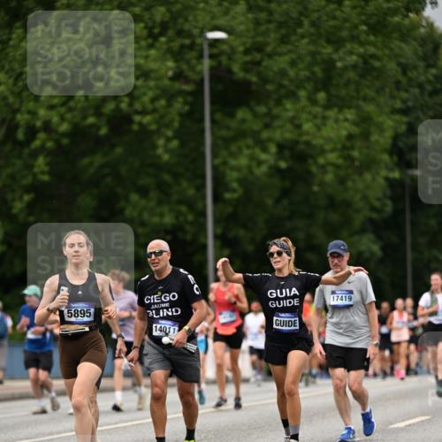 29.06.2025 - hella hamburg halbmarathon Dr. Thomas Lammeyer http://msf.ph/oto/8429522 29.06.2025 10:51:38 Kennedybrücke 1555, 1593, 2162, 2327, 2500, 2537, 2556, 2981, 3277, 3339, 3406, 3407, 3823, 4325, 4342, 5697, 5700, 5895, 6740, 6995, 7827, 7960, 8131, 8541, 9092, 9557, 9743, 10511, 10514, 10515, 10591, 11378 meine-sportfotos.de