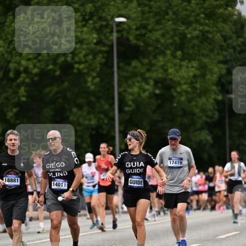29.06.2025 - hella hamburg halbmarathon Dr. Thomas Lammeyer http://msf.ph/oto/8429567 29.06.2025 10:51:38 Kennedybrücke 1555, 1593, 2162, 2327, 2500, 2537, 2556, 2981, 3277, 3339, 3406, 3407, 3823, 4325, 4342, 5697, 5700, 5895, 6740, 6995, 7827, 7960, 8131, 8541, 9092, 9557, 9743, 10511, 10514, 10515, 10591, 11378 meine-sportfotos.de
