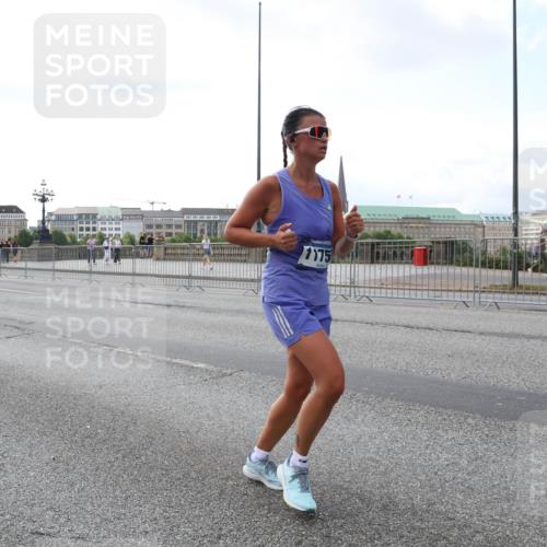 29.06.2025 - hella hamburg halbmarathon Lena Gebhardt http://msf.ph/oto/8429747 29.06.2025 10:07:22 Lombardsbrücke 4550, 1175, 1893, 2032, 2136, 3922, 4262, 4502, 4550, 5242, 5845, 5899, 6196, 6517, 6518, 6707, 6713, 6715, 6833, 7019, 7503, 8744, 9338, 9967, 10212, 10283, 10700, 11758, 12378, 12418, 12550, 15051, 15673, 16554, 17062, 17895, 18218, 18316, 18721 meine-sportfotos.de