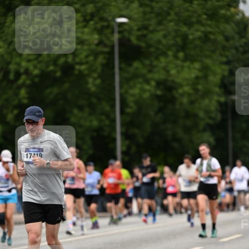 29.06.2025 - hella hamburg halbmarathon Dr. Thomas Lammeyer http://msf.ph/oto/8429762 29.06.2025 10:51:42 Kennedybrücke 1555, 1593, 2162, 2211, 2500, 2537, 2556, 2981, 3277, 3339, 3823, 4325, 4342, 5700, 5895, 6995, 7827, 7960, 8131, 8541, 9092, 9557, 9743, 9758, 10511, 11276, 11378 meine-sportfotos.de