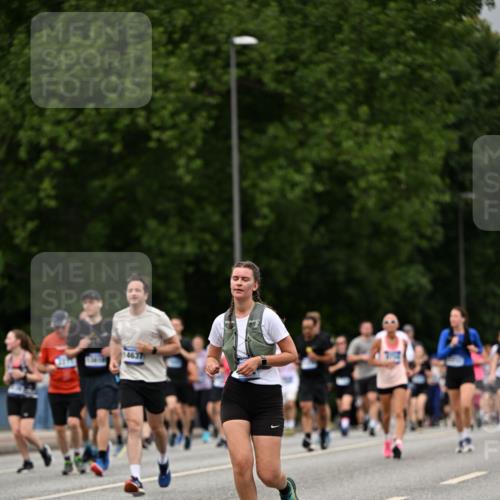 29.06.2025 - hella hamburg halbmarathon Dr. Thomas Lammeyer http://msf.ph/oto/8429941 29.06.2025 10:51:46 Kennedybrücke 1073, 1555, 1593, 1618, 2211, 2320, 2491, 2500, 2556, 2981, 3277, 3823, 4325, 4342, 5700, 5895, 7240, 7827, 8158, 9092, 9743, 9758, 10511, 11276, 11378 meine-sportfotos.de