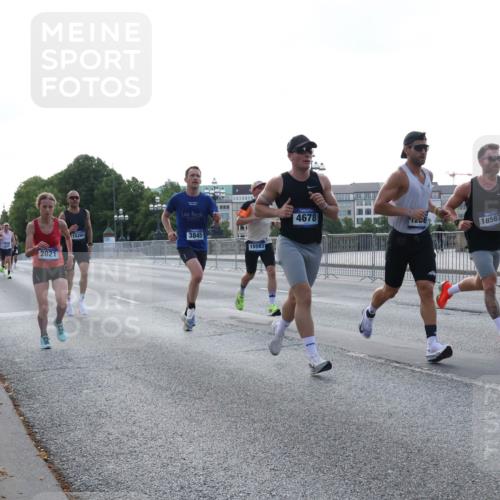 29.06.2025 - hella hamburg halbmarathon Lena Gebhardt http://msf.ph/oto/8429969 29.06.2025 09:44:36 Lombardsbrücke 2021, 15268, 3845, 15583, 4678, 18567, 1065, 1122, 2021, 2879, 3075, 3845, 3968, 4678, 5344, 7231, 7349, 7793, 8473, 8731, 8975, 9047, 9079, 10106, 10156, 10173, 10655, 10790, 11877, 12287, 12337, 12369, 13779, 13956, 14828, 15268, 15576, 15583, 15655, 15880, 16118, 16736, 17258, 17354, 18567, 18699, 19114 meine-sportfotos.de
