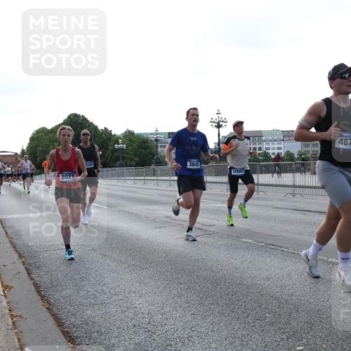29.06.2025 - hella hamburg halbmarathon Lena Gebhardt http://msf.ph/oto/8430083 29.06.2025 09:44:37 Lombardsbrücke 2021, 5268, 3845, 15583, 4678, 36, 1065, 1122, 2021, 2879, 3075, 3845, 3968, 4678, 5344, 5367, 7231, 7349, 7793, 8473, 8731, 8975, 9079, 10106, 10156, 10173, 10655, 10790, 11877, 12287, 12337, 12369, 13779, 13956, 14828, 15268, 15576, 15583, 15655, 15880, 16118, 16377, 16736, 17258, 17354, 18567, 18699, 19114 meine-sportfotos.de