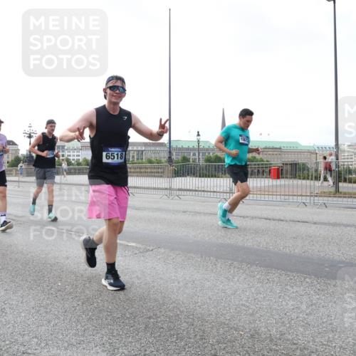 29.06.2025 - hella hamburg halbmarathon Lena Gebhardt http://msf.ph/oto/8430254 29.06.2025 10:07:28 Lombardsbrücke 218, 6713, 6518, 15673, 1173, 1893, 2032, 2136, 2190, 3922, 4262, 4502, 4550, 5242, 5899, 6196, 6517, 6518, 6707, 6713, 6715, 6833, 7019, 7503, 7760, 8744, 9338, 9967, 10212, 10700, 11114, 11394, 11641, 11758, 12378, 12550, 15051, 15673, 16241, 17062, 17895, 18218, 18316, 18721, 19134 meine-sportfotos.de