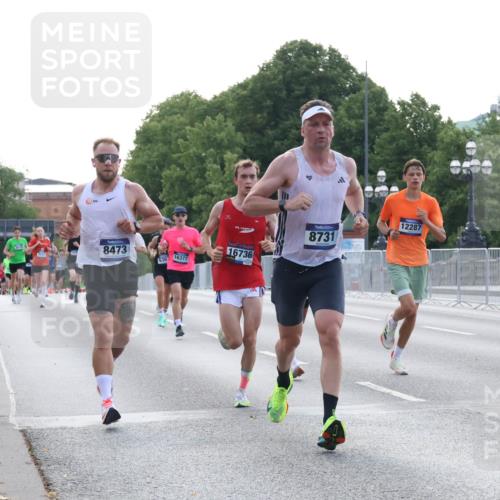 29.06.2025 - hella hamburg halbmarathon Lena Gebhardt http://msf.ph/oto/8430317 29.06.2025 09:44:41 Lombardsbrücke 3201, 8473, 536, 16377, 16736, 8731, 12287, 1065, 1827, 2021, 2879, 3075, 3201, 3845, 3968, 4678, 5344, 5367, 7349, 7793, 8473, 8731, 8975, 9079, 10106, 10156, 10173, 10790, 10848, 11877, 12287, 12337, 12369, 13779, 13838, 13956, 14828, 15268, 15576, 15583, 15655, 15880, 16118, 16377, 16508, 16736, 17258, 17354, 18567, 18699, 19114 meine-sportfotos.de