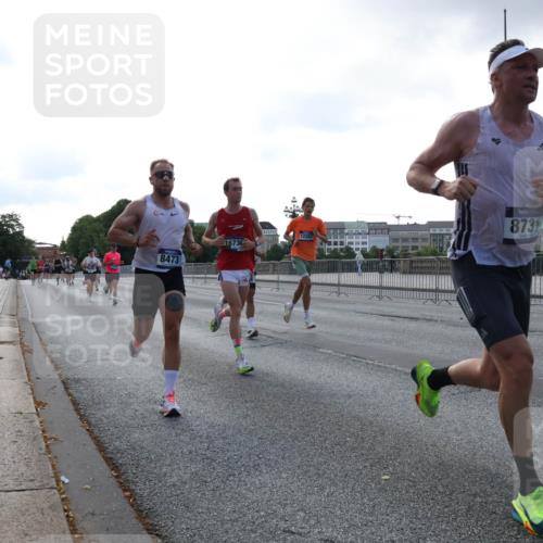 29.06.2025 - hella hamburg halbmarathon Lena Gebhardt http://msf.ph/oto/8430477 29.06.2025 09:44:43 Lombardsbrücke 16730, 8473, 12287, 8731, 1065, 1827, 2021, 2879, 3075, 3201, 3845, 3968, 4678, 5269, 5344, 5367, 6619, 7349, 8473, 8731, 8975, 9079, 10106, 10156, 10173, 10790, 10848, 11877, 12287, 12337, 12369, 13779, 13838, 13956, 14164, 14828, 15268, 15576, 15583, 15655, 15880, 16118, 16377, 16508, 16736, 17258, 17354, 18567, 18699, 19114 meine-sportfotos.de