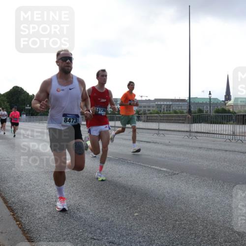29.06.2025 - hella hamburg halbmarathon Lena Gebhardt http://msf.ph/oto/8430527 29.06.2025 09:44:44 Lombardsbrücke 8473, 16736, 1065, 1827, 2021, 2879, 3075, 3201, 3845, 3968, 4678, 5269, 5344, 5367, 6619, 7349, 8473, 8731, 8975, 9079, 10106, 10156, 10173, 10790, 10848, 11877, 12287, 12337, 12369, 13779, 13838, 13956, 14164, 14828, 15268, 15576, 15583, 15655, 15880, 16118, 16377, 16508, 16736, 17258, 17354, 18567, 18699, 19114 meine-sportfotos.de