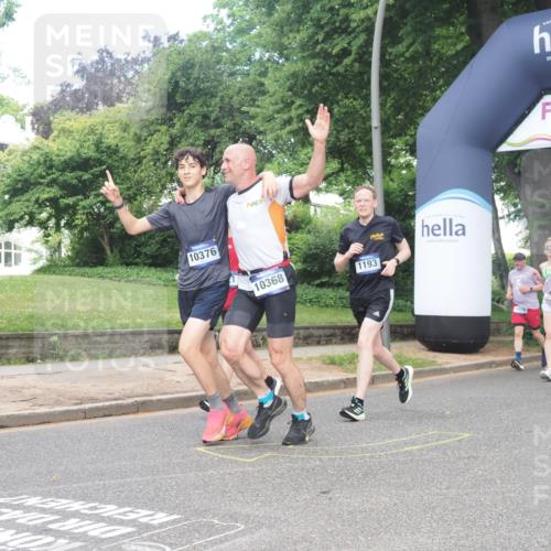 29.06.2025 - hella hamburg halbmarathon KatJ http://msf.ph/oto/8430790 29.06.2025 10:42:03 Zwischen KM18-KM19 1193, 1506, 2448, 3652, 4231, 4897, 6355, 6356, 7221, 8223 meine-sportfotos.de
