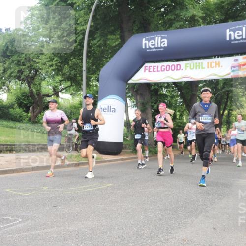 29.06.2025 - hella hamburg halbmarathon KatJ http://msf.ph/oto/8430882 29.06.2025 10:42:08 Zwischen KM18-KM19 1193, 1506, 2252, 3177, 3652, 6084, 6433, 6569, 7221 meine-sportfotos.de