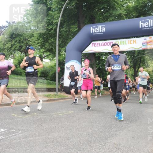 29.06.2025 - hella hamburg halbmarathon KatJ http://msf.ph/oto/8430904 29.06.2025 10:42:09 Zwischen KM18-KM19 1193, 1506, 2252, 3177, 3652, 3861, 5021, 6082, 6084, 6433, 6569, 7221 meine-sportfotos.de