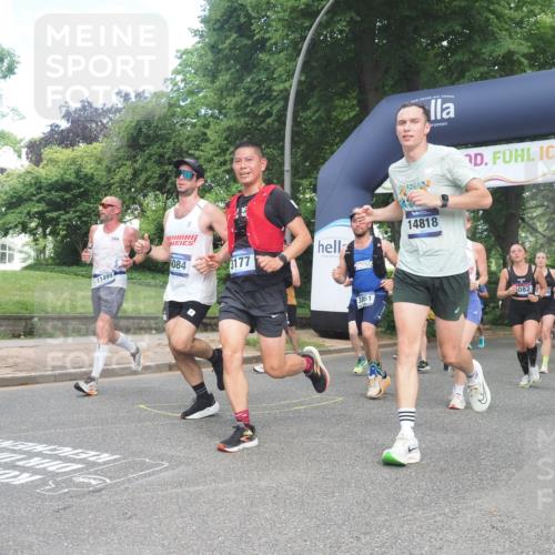 29.06.2025 - hella hamburg halbmarathon KatJ http://msf.ph/oto/8430972 29.06.2025 10:42:11 Zwischen KM18-KM19 2252, 3177, 3861, 5021, 6082, 6084, 6433, 6569 meine-sportfotos.de