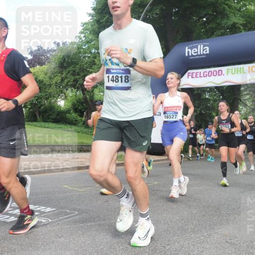 29.06.2025 - hella hamburg halbmarathon KatJ http://msf.ph/oto/8430994 29.06.2025 10:42:11 Zwischen KM18-KM19 2252, 3177, 3861, 5021, 6082, 6084, 6433, 6569 meine-sportfotos.de