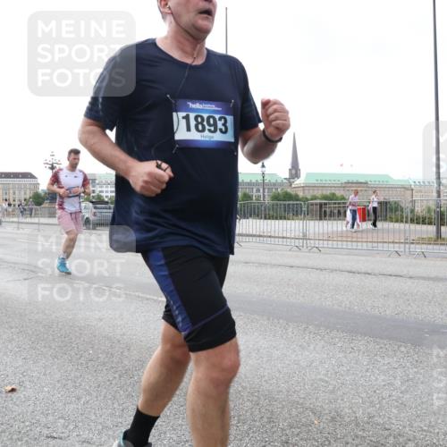 29.06.2025 - hella hamburg halbmarathon Lena Gebhardt http://msf.ph/oto/8431166 29.06.2025 10:07:39 Lombardsbrücke 1893, 1079, 1173, 1893, 2032, 2136, 2190, 2309, 3328, 3922, 4228, 4502, 4550, 4864, 5100, 5242, 5899, 6196, 6517, 6518, 6707, 6713, 6715, 6833, 6918, 7019, 7760, 9071, 9338, 9966, 9967, 10212, 10700, 10703, 11114, 11394, 11641, 11758, 12378, 12789, 13458, 15051, 15673, 16241, 16539, 16915, 17062, 18218, 18270, 18531, 18721, 19134 meine-sportfotos.de