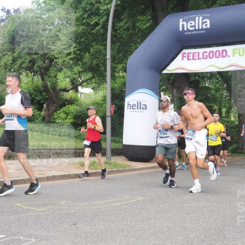 29.06.2025 - hella hamburg halbmarathon KatJ http://msf.ph/oto/8431262 29.06.2025 10:42:21 Zwischen KM18-KM19 1125, 2474, 3037, 3794, 5672, 6443 meine-sportfotos.de
