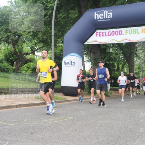 29.06.2025 - hella hamburg halbmarathon KatJ http://msf.ph/oto/8431322 29.06.2025 10:42:23 Zwischen KM18-KM19 2474, 3037, 3794, 5672, 6443 meine-sportfotos.de