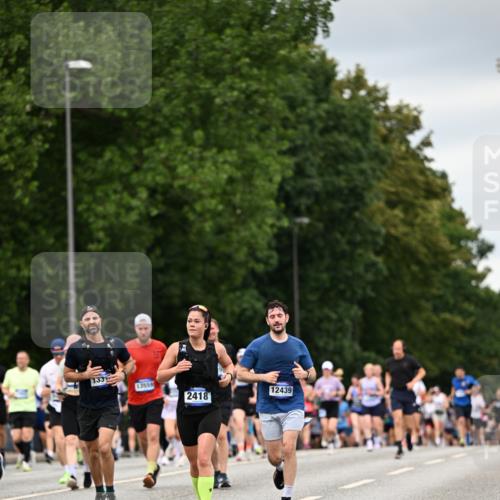 29.06.2025 - hella hamburg halbmarathon Dr. Thomas Lammeyer http://msf.ph/oto/8431526 29.06.2025 10:52:18 Kennedybrücke 1045, 1430, 1434, 1523, 1645, 2148, 2163, 2195, 2407, 2418, 2882, 2994, 3468, 3504, 3679, 3933, 4037, 4239, 4588, 4974, 5796, 5886, 6255, 6256, 6879, 7412, 8270, 8310, 8948, 9018, 9356, 10075, 10658, 10777, 10903, 10991, 11351 meine-sportfotos.de