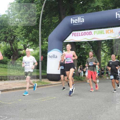 29.06.2025 - hella hamburg halbmarathon KatJ http://msf.ph/oto/8431545 29.06.2025 10:42:31 Zwischen KM18-KM19 1834, 1877, 2029, 4616, 4772, 6891, 7594, 7976 meine-sportfotos.de