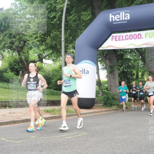 29.06.2025 - hella hamburg halbmarathon KatJ http://msf.ph/oto/8431616 29.06.2025 10:42:34 Zwischen KM18-KM19 1179, 1834, 2029, 4616, 4772, 7594, 7646, 7976 meine-sportfotos.de