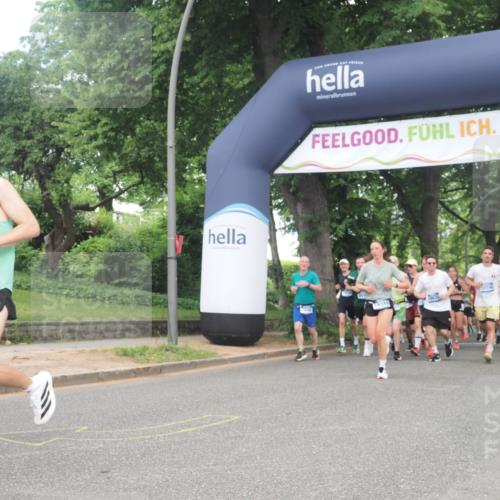 29.06.2025 - hella hamburg halbmarathon KatJ http://msf.ph/oto/8431645 29.06.2025 10:42:35 Zwischen KM18-KM19 1179, 2029, 4616, 4772, 7594, 7646, 7742 meine-sportfotos.de