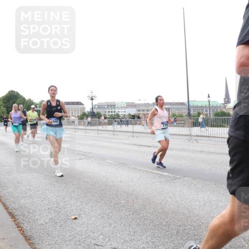 29.06.2025 - hella hamburg halbmarathon Lena Gebhardt http://msf.ph/oto/8431752 29.06.2025 10:07:49 Lombardsbrücke 1641, 16241, 7760, 9, 1079, 1173, 1527, 1893, 2032, 2136, 2190, 2309, 3328, 3922, 4228, 4502, 4550, 4864, 5100, 5287, 6196, 6707, 6713, 6715, 6918, 7019, 7760, 9071, 9966, 9967, 10212, 10703, 11114, 11394, 11641, 12378, 12789, 12893, 13458, 15051, 15673, 15785, 16241, 16539, 16809, 16915, 17062, 18218, 18270, 18531, 18721, 19134 meine-sportfotos.de