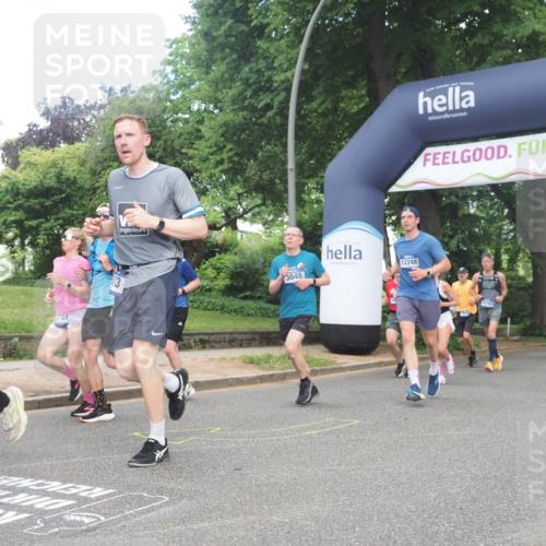 29.06.2025 - hella hamburg halbmarathon KatJ http://msf.ph/oto/8431908 29.06.2025 10:42:44 Zwischen KM18-KM19 2378, 3048, 3435, 3668, 5465, 8573, 8691 meine-sportfotos.de
