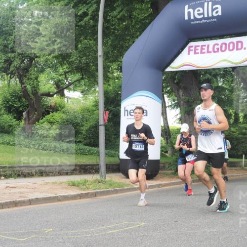 29.06.2025 - hella hamburg halbmarathon KatJ http://msf.ph/oto/8431929 29.06.2025 10:42:48 Zwischen KM18-KM19 3048, 3435, 8311, 8573, 8639 meine-sportfotos.de