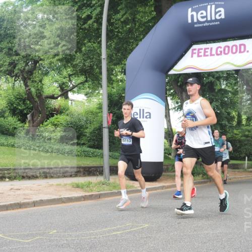 29.06.2025 - hella hamburg halbmarathon KatJ http://msf.ph/oto/8431931 29.06.2025 10:42:48 Zwischen KM18-KM19 3048, 3435, 8311, 8573, 8639 meine-sportfotos.de