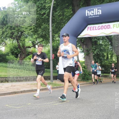 29.06.2025 - hella hamburg halbmarathon KatJ http://msf.ph/oto/8431948 29.06.2025 10:42:48 Zwischen KM18-KM19 3048, 3435, 8311, 8573, 8639 meine-sportfotos.de