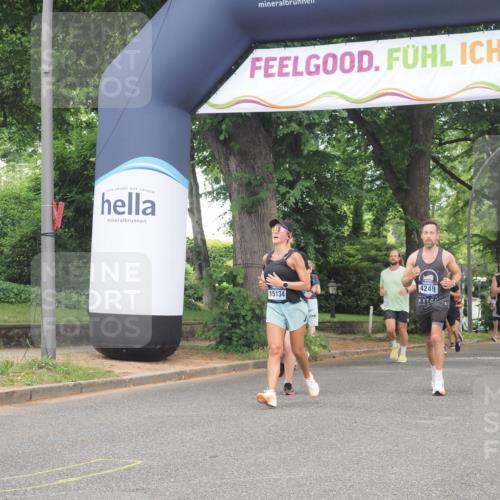 29.06.2025 - hella hamburg halbmarathon KatJ http://msf.ph/oto/8432060 29.06.2025 10:42:54 Zwischen KM18-KM19 2034, 4249, 5643, 5721, 8311, 8639 meine-sportfotos.de