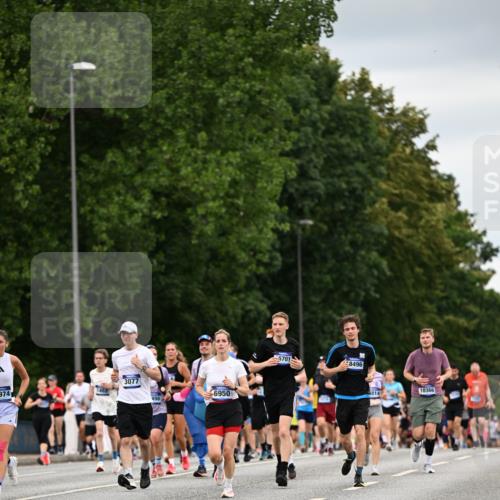29.06.2025 - hella hamburg halbmarathon Dr. Thomas Lammeyer http://msf.ph/oto/8432528 29.06.2025 10:52:41 Kennedybrücke 1045, 1246, 1463, 1639, 1645, 1720, 2148, 2627, 2704, 3049, 3077, 3215, 3504, 3933, 4037, 4856, 5714, 5886, 5952, 6950, 7412, 7427, 7970, 8077, 8310, 8948, 9696, 9775, 9787, 10366, 10991, 11351 meine-sportfotos.de