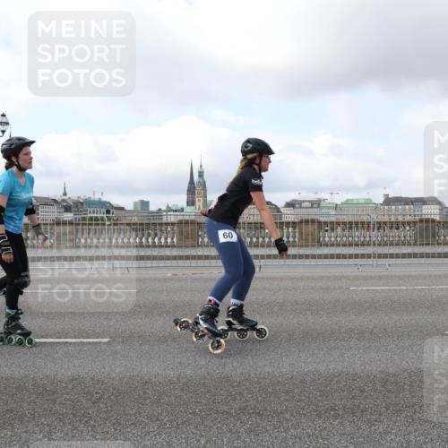 29.06.2025 - hella hamburg halbmarathon Lena Gebhardt http://msf.ph/oto/8432589 29.06.2025 09:00:59 Lombardsbrücke 30, 60 meine-sportfotos.de