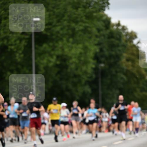 29.06.2025 - hella hamburg halbmarathon Dr. Thomas Lammeyer http://msf.ph/oto/8432831 29.06.2025 10:52:50 Kennedybrücke 1246, 1392, 1463, 1639, 1701, 1720, 2627, 2704, 3049, 3077, 3215, 4856, 5010, 5714, 5952, 6950, 7394, 7427, 7970, 8077, 9552, 9691, 9696, 9775, 9787, 10366, 10794 meine-sportfotos.de