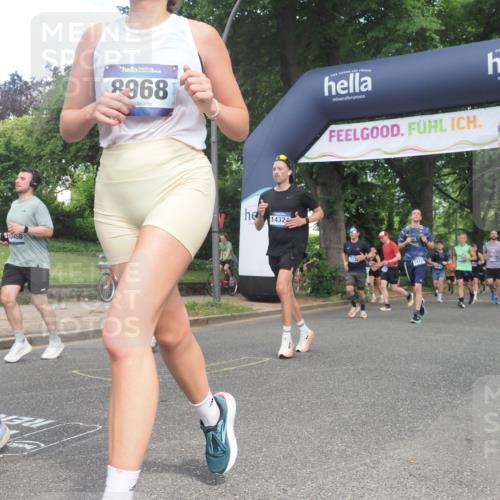 29.06.2025 - hella hamburg halbmarathon KatJ http://msf.ph/oto/8433060 29.06.2025 10:43:32 Zwischen KM18-KM19 1130, 1485, 2083, 2250, 2741, 2996, 4813, 5492, 7547 meine-sportfotos.de