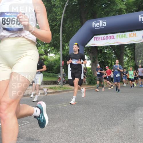 29.06.2025 - hella hamburg halbmarathon KatJ http://msf.ph/oto/8433063 29.06.2025 10:43:32 Zwischen KM18-KM19 1130, 1485, 2083, 2250, 2741, 2996, 4813, 5492, 7547 meine-sportfotos.de