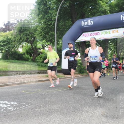 29.06.2025 - hella hamburg halbmarathon KatJ http://msf.ph/oto/8433328 29.06.2025 10:43:44 Zwischen KM18-KM19 1583, 4167, 6272, 6399, 7659, 7716, 8652, 8669 meine-sportfotos.de